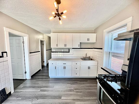 4th image of 4348 Gertrude Ave Floor 1