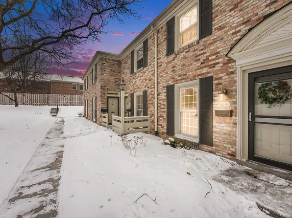 2446 Village Dr SE, Grand Rapids, MI 49506