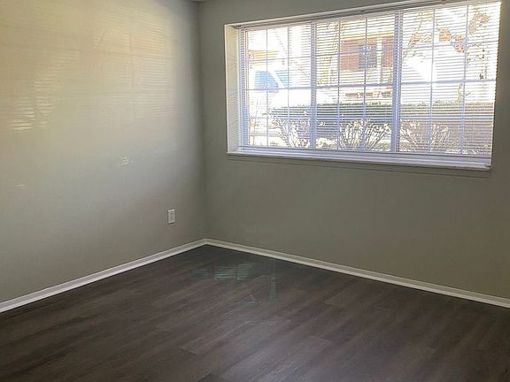 4th image of 650 Ann St #102