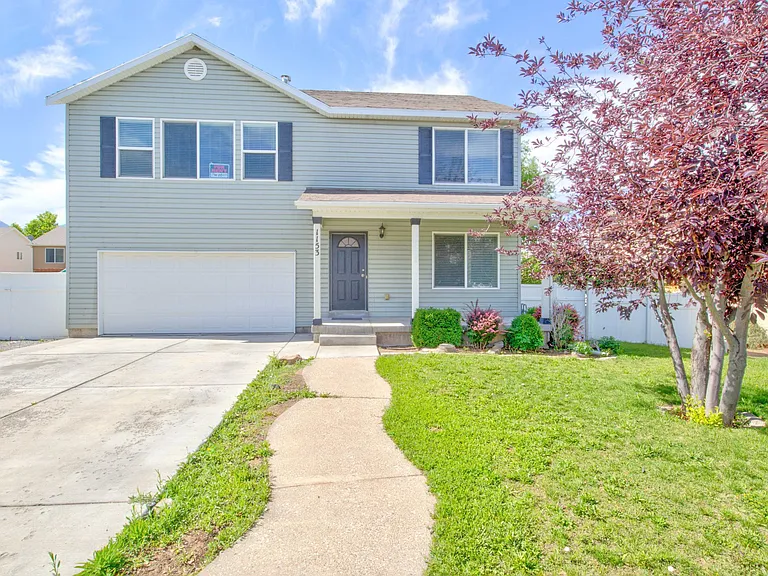 1153 W 400 S — Photo 37