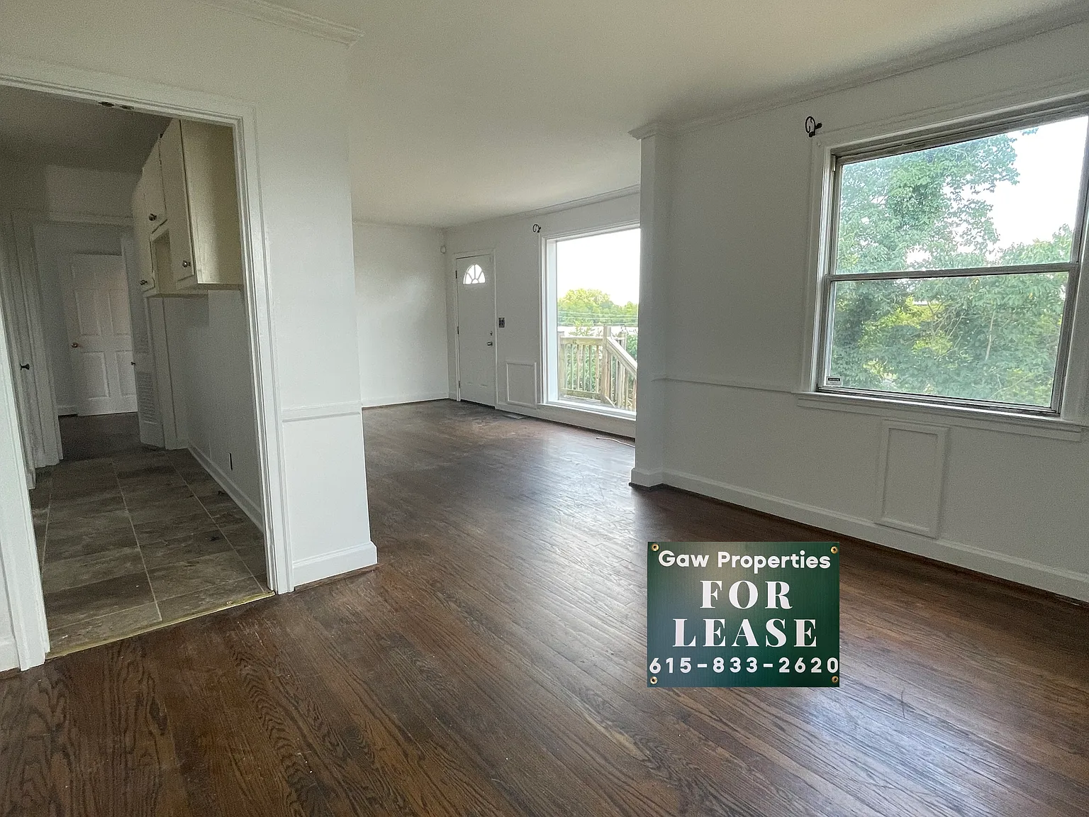 3 bed, 1.5 bath, 1119 sqft, $1,699 — Photo 2
