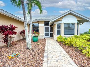 201 Saint James Way, Naples, FL 34104