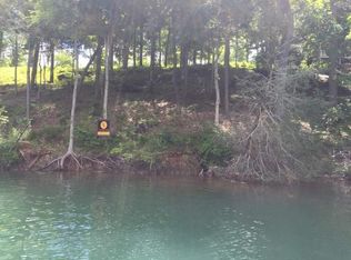 Windsor Lane, Jacksboro, TN 37757