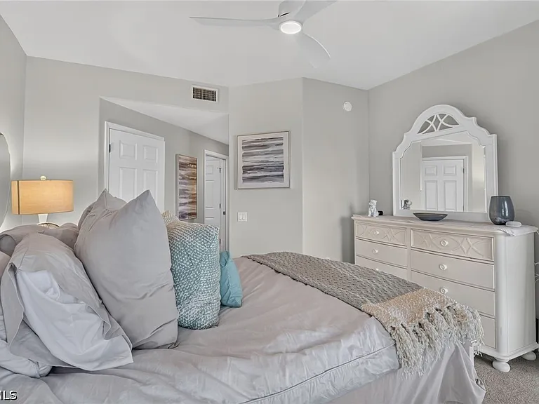 10006 Sky View Way #203 — Photo 16