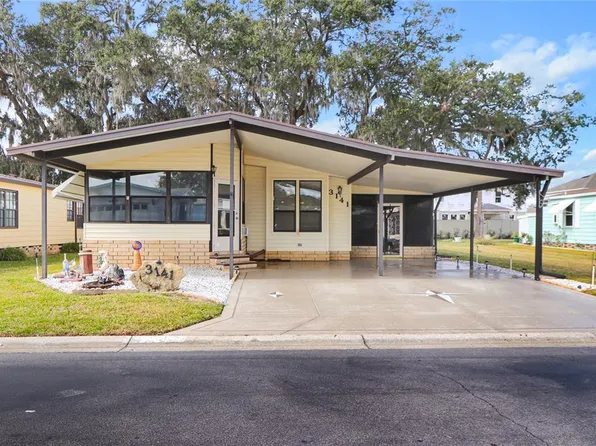 3141 Hickory Dr, Zephyrhills, FL 33543