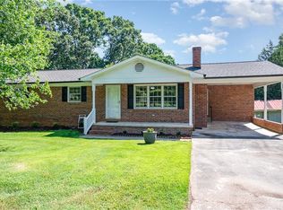 4120 Brown Oaks Rd, Randleman, NC 27317