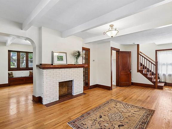 4th image of 1323 Kirkwood Ave