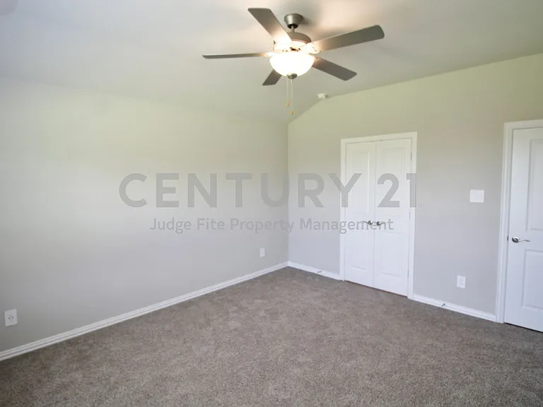 4208 Mountain Creek Dr — Photo 13