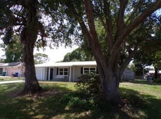 426 Maple St, Sebastian, FL 32958