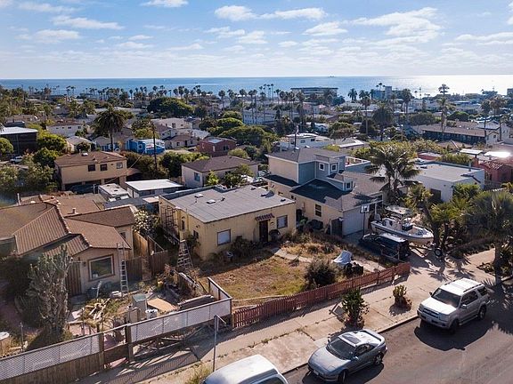 3rd image of 4745 Coronado Ave