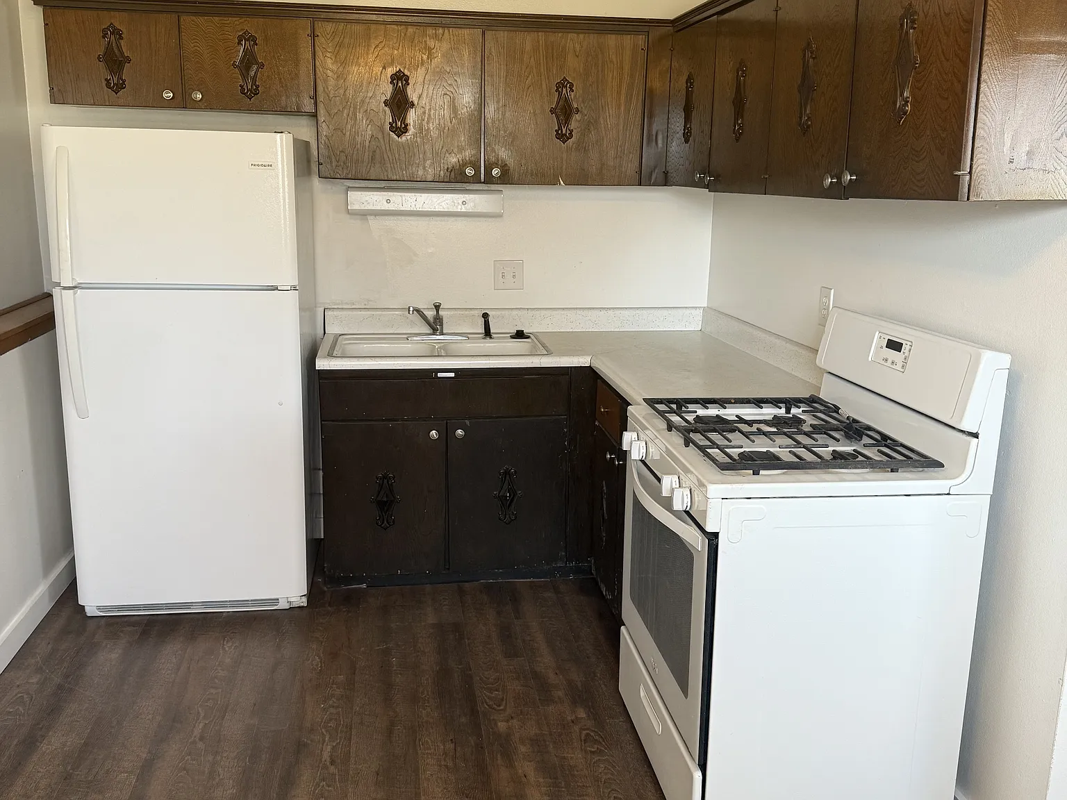 3538 Bridge Ave - 1 — Photo 2