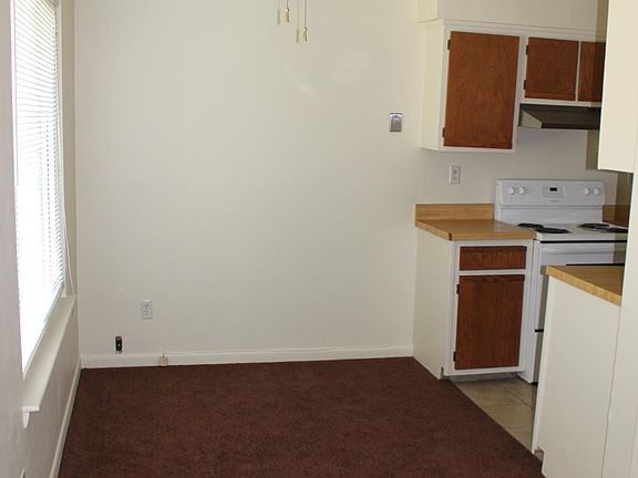 5th image of 3485 Bancroft Dr