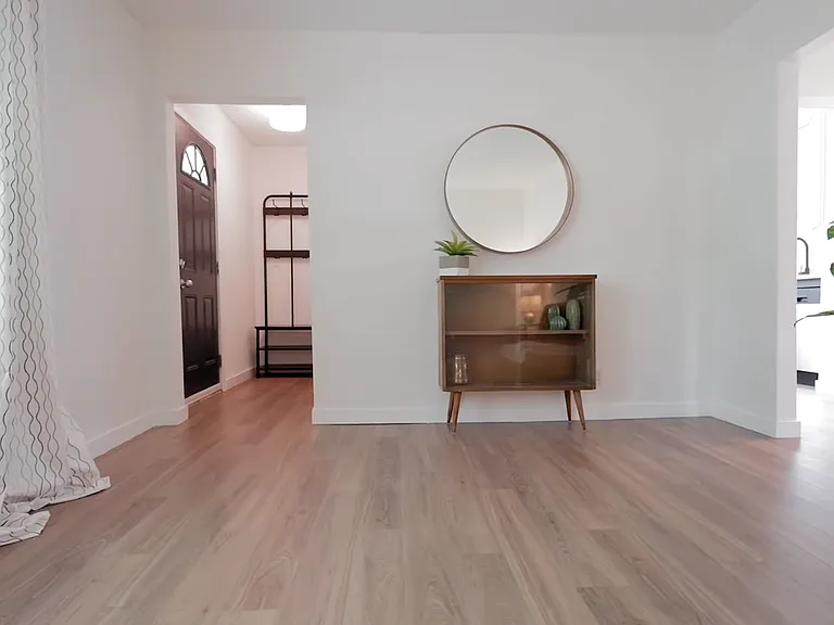 691 Jackson Ave #691 — Photo 5