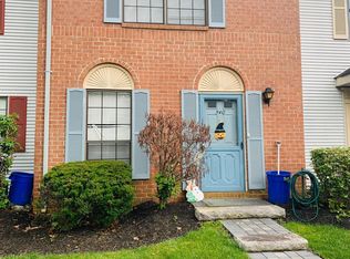540 Manchester Ct, Piscataway, NJ 08854