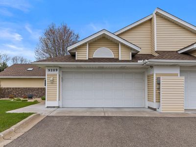 9209 Yorkshire Ln, Minneapolis, MN, 55443