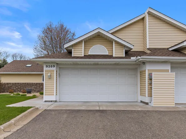 9209 Yorkshire Ln, Minneapolis, MN 55443