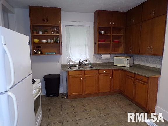 2nd image of 2348 McKinley Ave