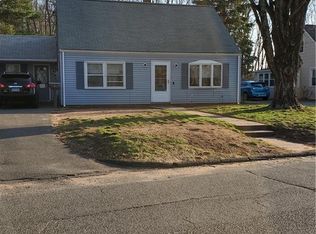 4 Little St, Manchester, CT 06040