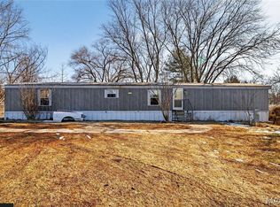 6492 Craig Dr, Cedar Hill, MO 63016