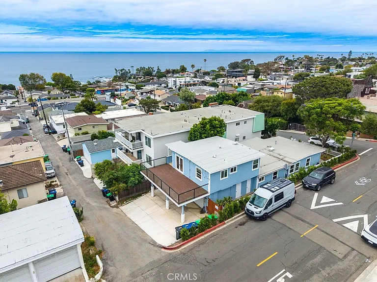 295 Wave St — Photo 23