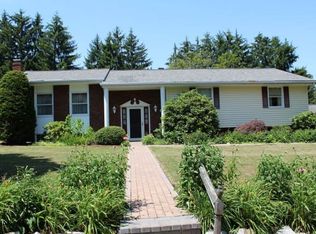 2208 Charcoal Dr, Hollidaysburg, PA 16648