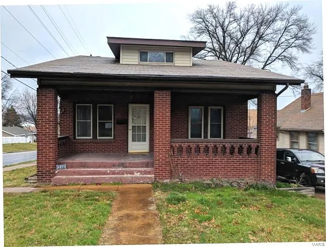 8971 Tudor Ave photo 1