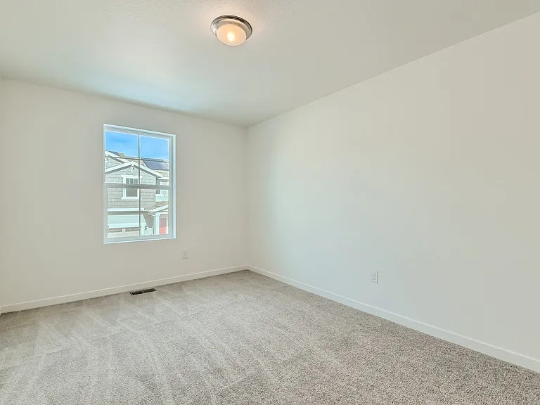 628 Acorn Pl — Photo 23