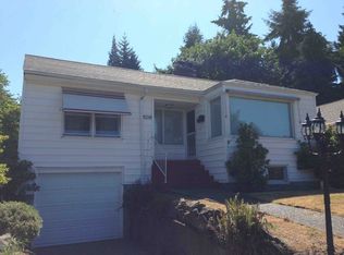8218 36th Ave NE, Seattle, WA 98115