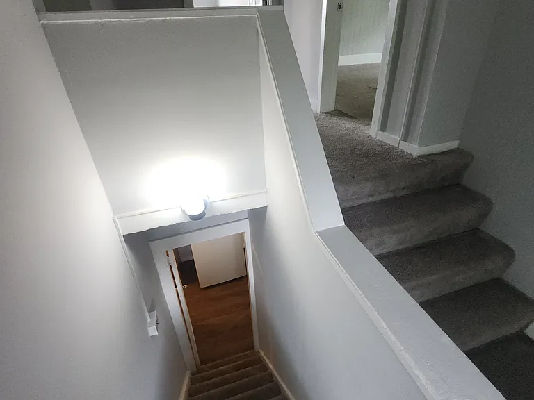73 Hollywood St #2L — Photo 10