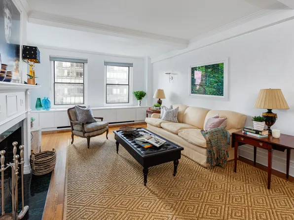 865 United Nations Plaza image 1 of 14