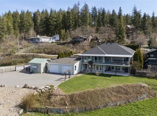 1660 28th Ave NE, Salmon Arm, BC V1E 3X2
