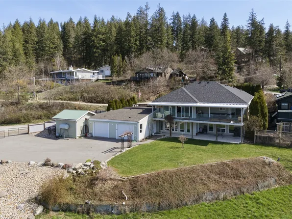 1660 28th Ave NE, Salmon Arm, BC V1E 3X2