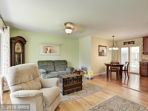 3rd image of 230 Turnwood Dr