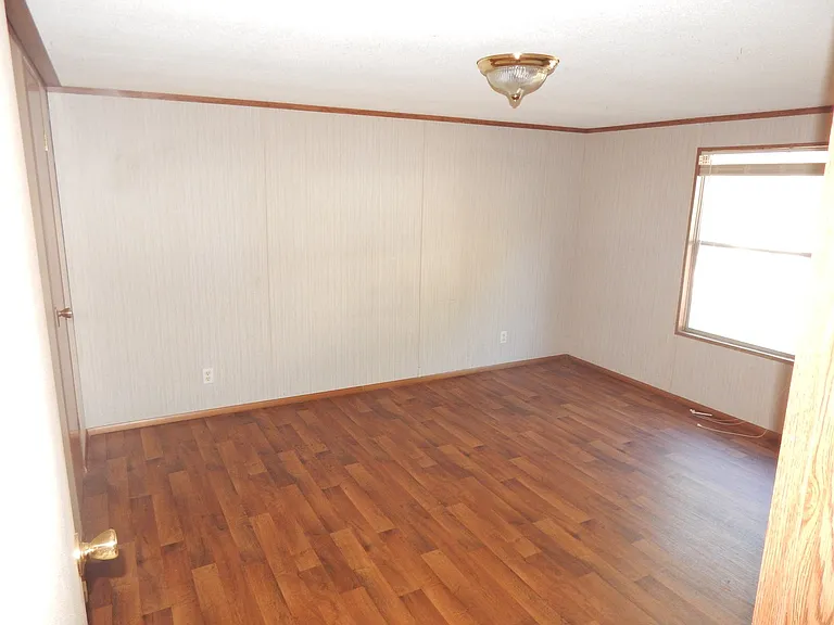 1386 County Road 1128 — Photo 8