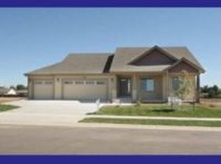 490 Conestoga Dr, Ault, CO 80610