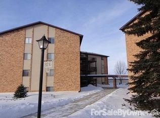924A 28th Ave SW APT 201, Minot, ND 58701