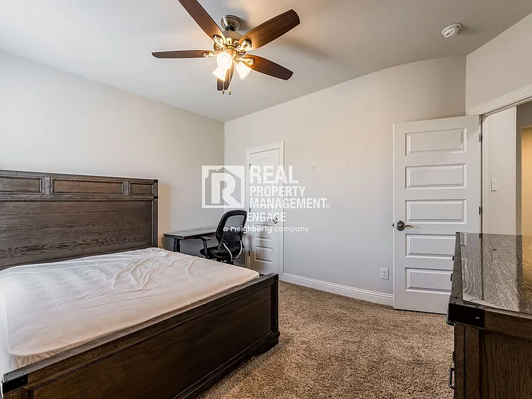 7757 Cooke Dr — Photo 44