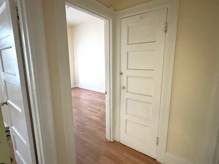 847 Clay St #40 — Photo 5