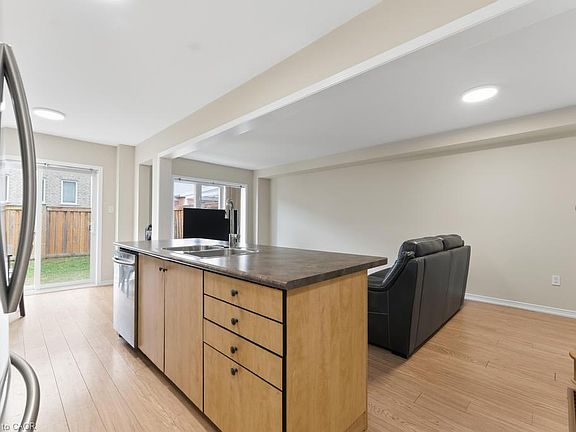 3rd image of 173 Whitwell Way