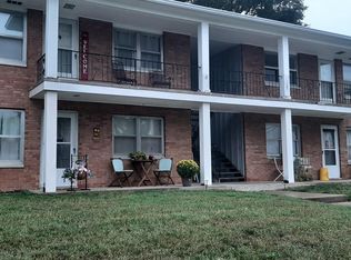8 Rosewood Ln #3, Pekin, IL