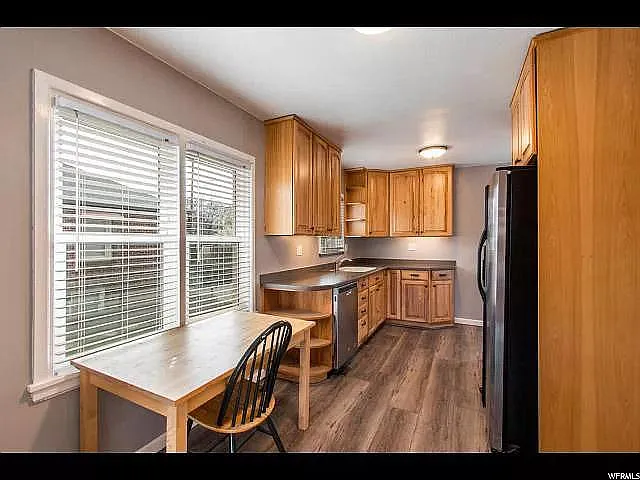 1550 E Westminster Ave — Photo 7