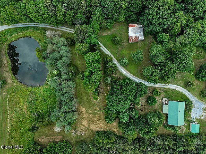 2nd image of 278 Quaker Road