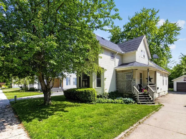 1706 McKinley St, Bay City, MI 48708