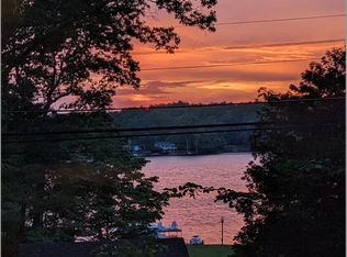 45 Breaults Landing Rd, Thompson, CT 06277