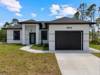 3913 4th St SW, Lehigh Acres, FL, 33976