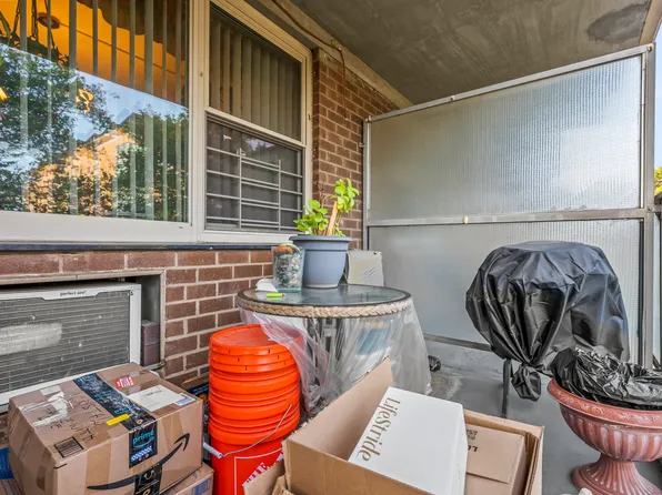 12399 Flatlands Avenue image 13 of 19