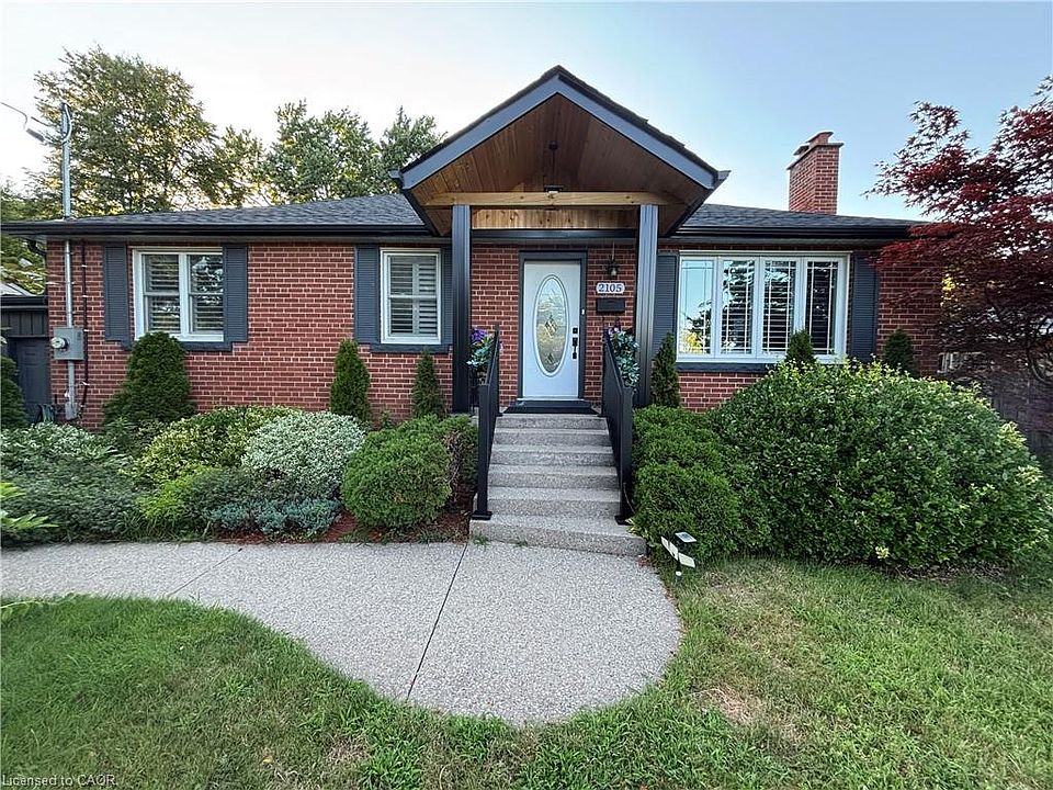 1st image of 2105 Maplewood Dr