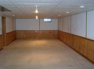 13839 De La Tour Dr, Rockton, IL 61072