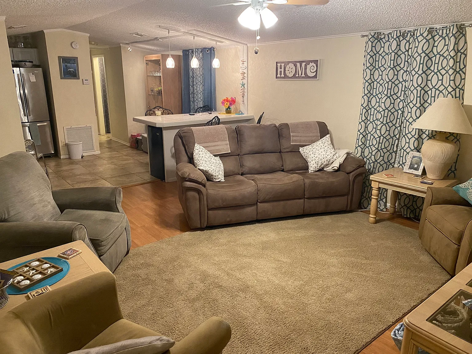 2 bed, 2.0 bath, 896 sqft, $1,600 — Photo 4