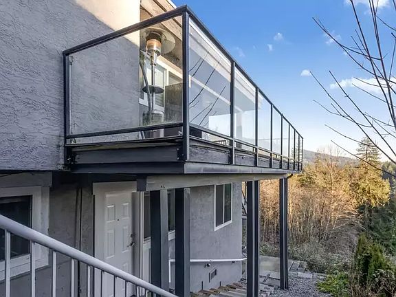 3rd image of 238 Stevens Dr #238